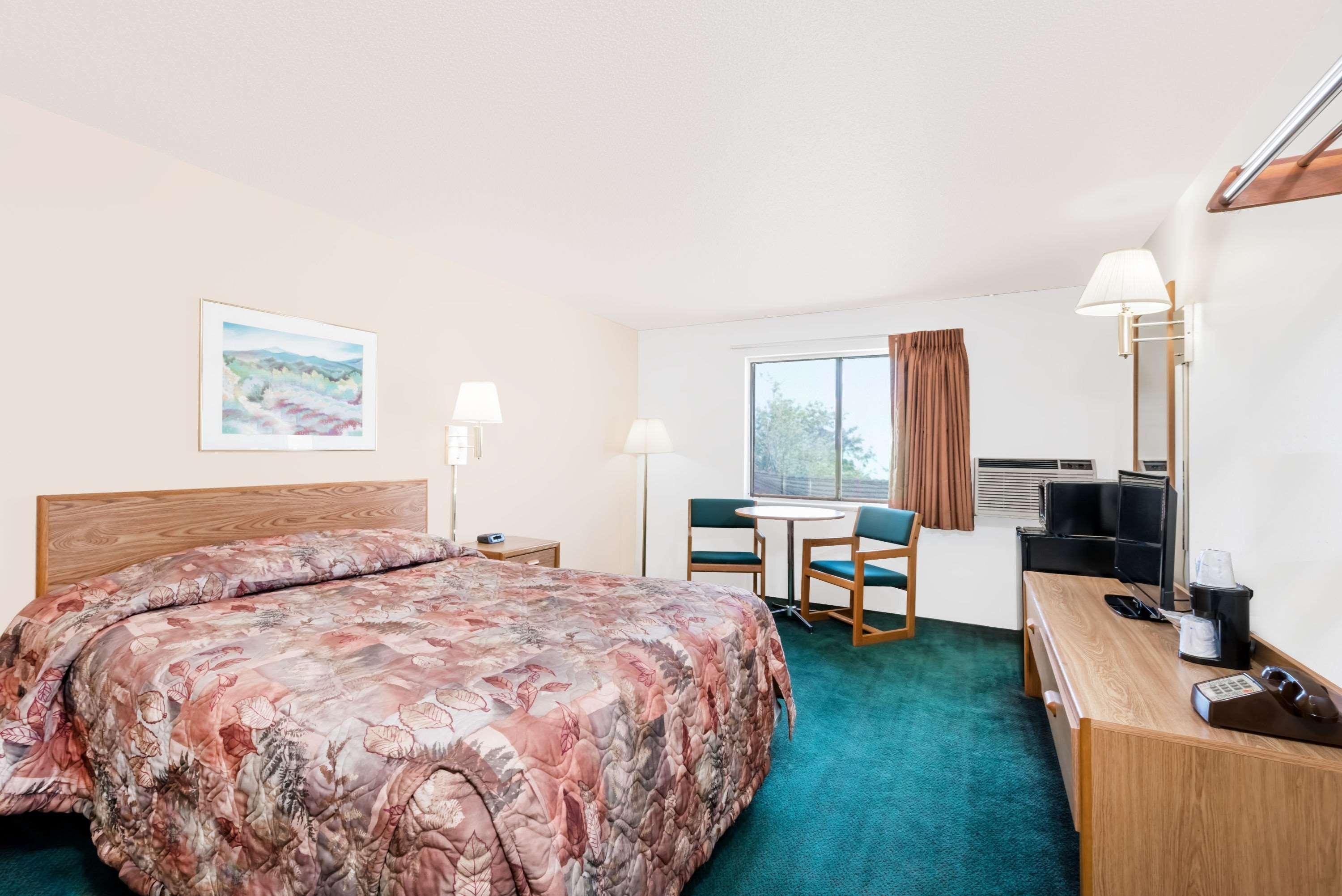 Hotel Super 8 By Wyndham Belle Fourche Sd Zewnętrze zdjęcie