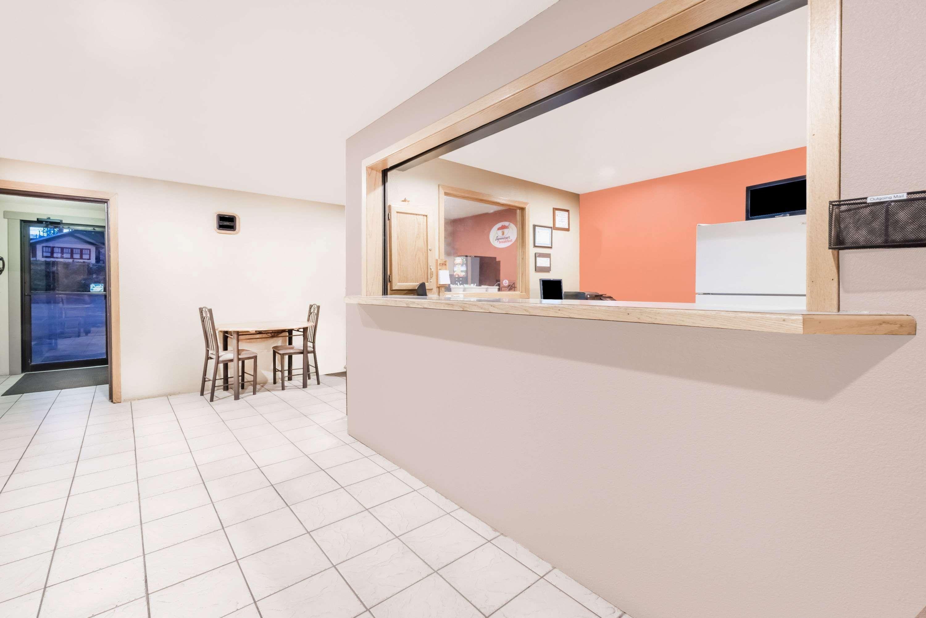 Hotel Super 8 By Wyndham Belle Fourche Sd Zewnętrze zdjęcie